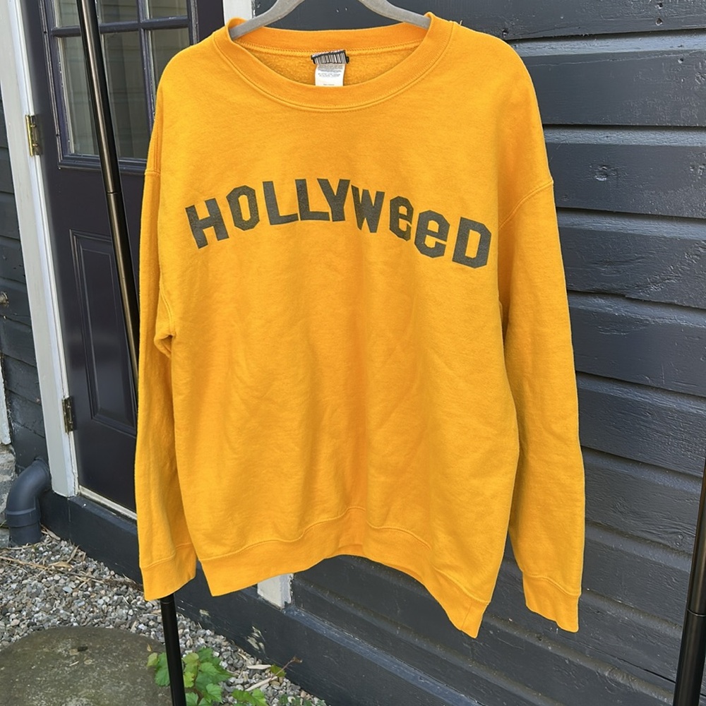 Hollyweed MORBID FIBER brand mustard yellow sweatshirt Men’s sz L GUC